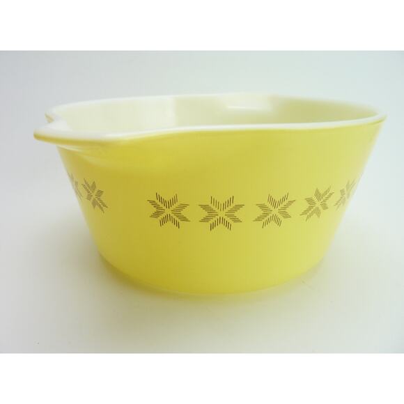 Vintage Pyrex Town and Country Yellow Casserole Dish 474 – B 1.5 Quart No Lid - Picture 5 of 7